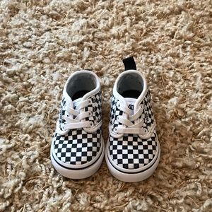 SOLD Checkerboard Vans Sz 5c